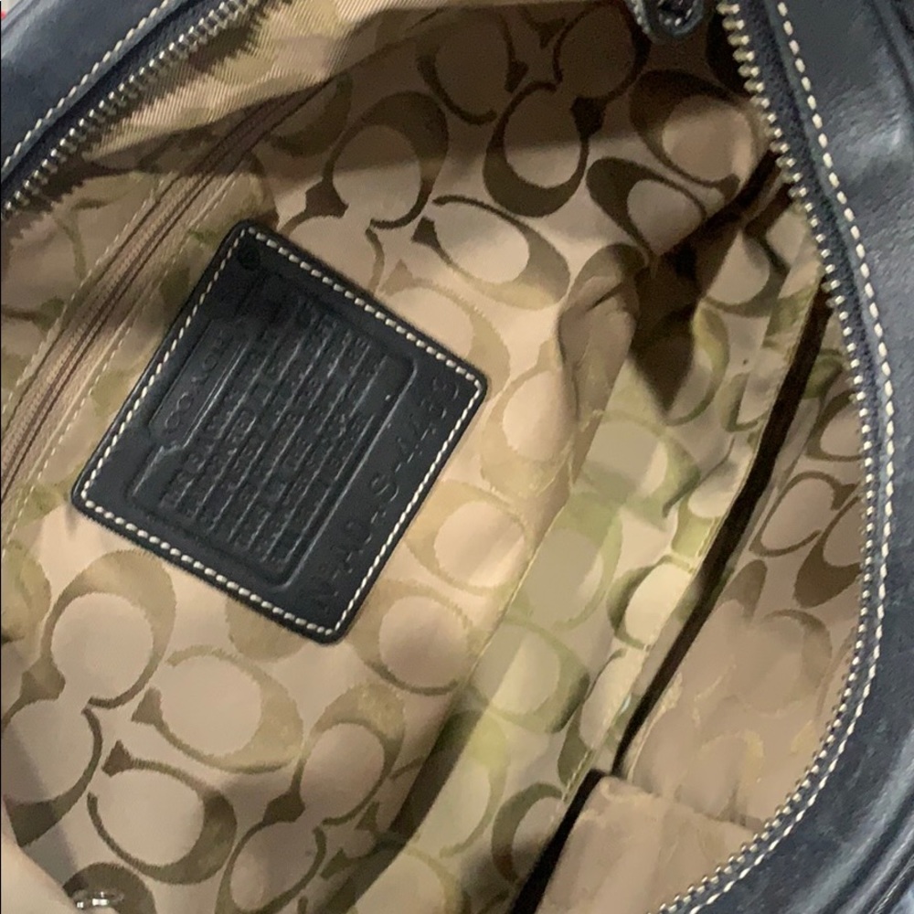 Handbag - Picture 4 of 4
